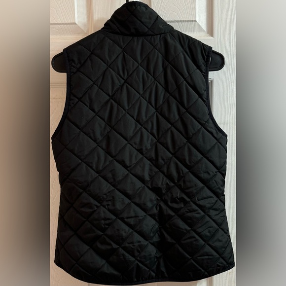 Old Navy Black Quilted Vest Women’s Size Petite Small - Picture 3 of 5